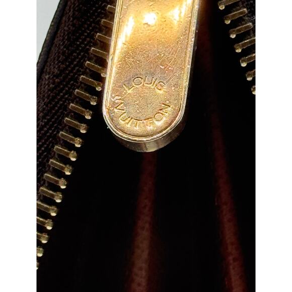 Louis Vuitton Monogram Zippy Wallet - COA Included - Picture 6 of 17